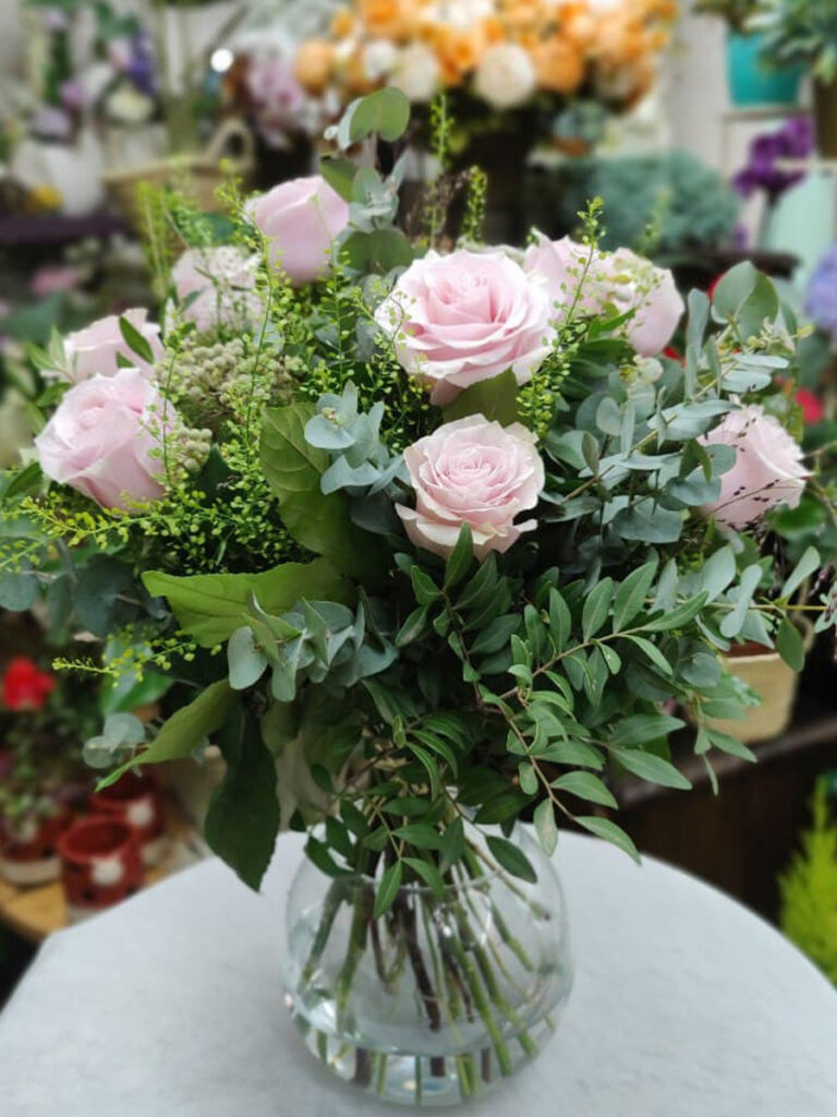Ramo de rosas de color rosa