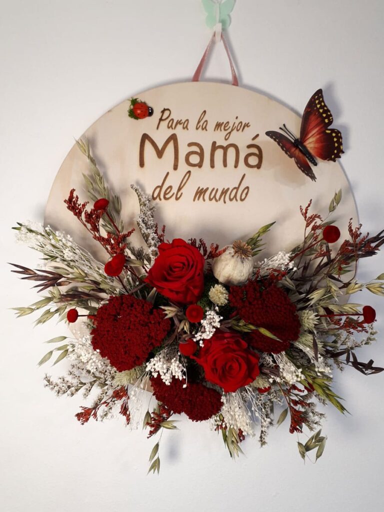 Placa de madera de 25cm, con rosas rojas eternas